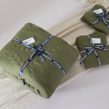 EVENHUG Oversized King Bedspreads California King Quilt Set with Pillow Shams Extra Wide Large King Size Quilts Lightweight Coverlet Bedding Sets Olive Green 120"x128"