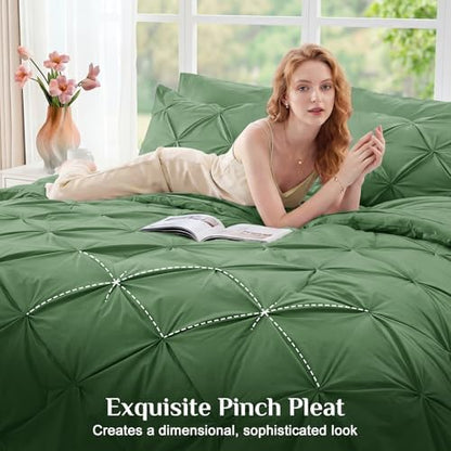 JOLLYVOGUE King Size Comforter Set 7 Pieces - Bed in a Bag King for All Season, Pintuck Bedding Comforter Sets with Comforter, Flat Sheet, Fitted Sheet and Pillowcases & Shams, Green