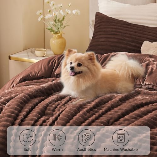 BEDELITE Fleece Full Comforter Set, Fluffy Bed Set, Hot Chotolate