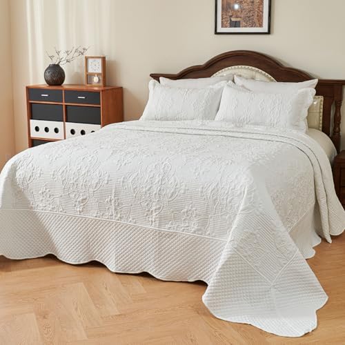 EVENHUG Oversized King Bedspreads California King Quilt Set with Pillow Shams Extra Wide Large King Size Quilts Lightweight Coverlet Bedding Sets White 120"x120"