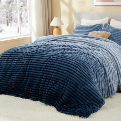 BEDELITE Fleece Queen Comforter Set, Fluffy Bed Set, Blue Ombre