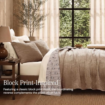 BLOOMHAVEN Brown Velvet Quilt Queen Size-Reversible Queen Quilt Bedding Set