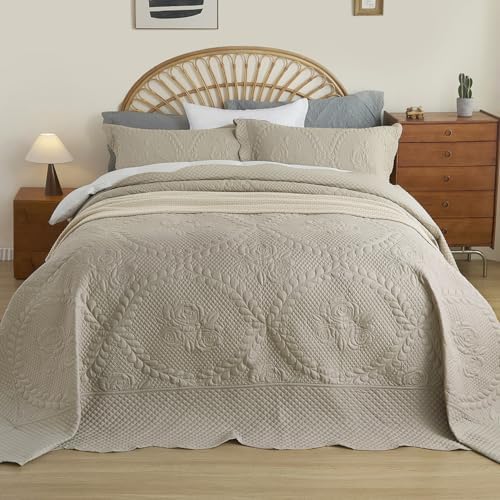 EVENHUG Oversized King Bedspreads California King Quilt Set with Pillow Shams Extra Wide Large King Size Quilts Lightweight Coverlet Bedding Sets Taupe 120"x128"