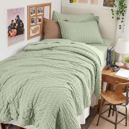 HYMOKEGE Light Green Twin XL Comforter Set Seersucker 5 Pieces, All Season Luxury Bed in a Bag for Bedroom, Bedding Set with Comforter, Sheets, Pillowcase & Sham