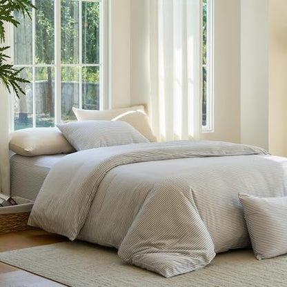 DOZ Duvet Cover Set, 100% Viscose derived from Bamboo, Organically Grown, Buttery Soft, Cooling Duvet Covers, High GSM, 1 Duvet Cover and 2 Pillowcases, 106"x90" (Stripe, King/Cal King)