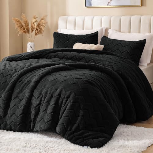 Love's cabin Fleece King Comforter Set, Fluffy Reversible Bedding, Black