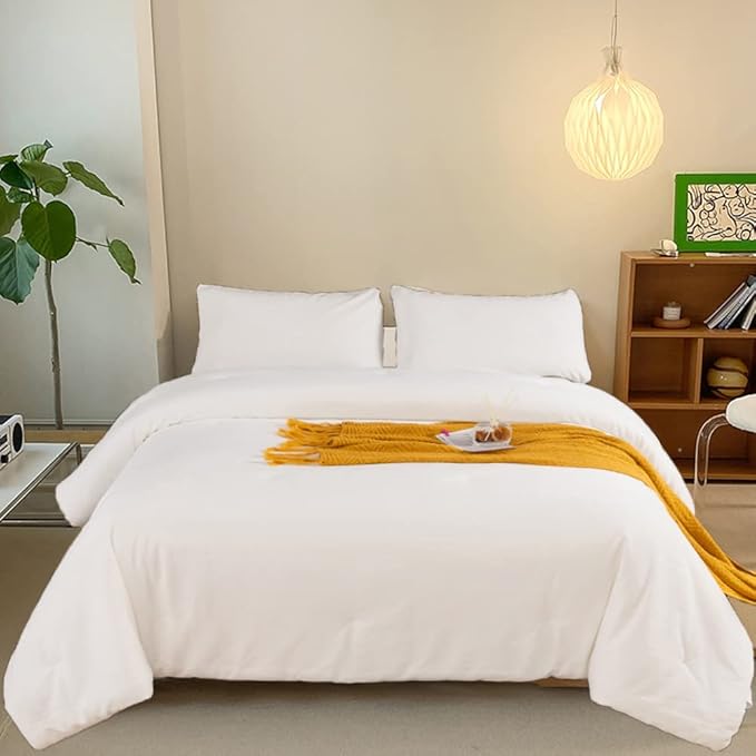 CLOTHKNOW White Comforter Set King Size Velvet Bedding Comforter Sets Soft Flannel Comforter King White Comforter with 2 x Pillow Cases