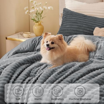 BEDELITE Fleece King Comforter Set, Fluffy Bed Set, Grey