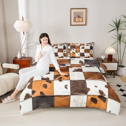 jejeloiu Rustic Cowhide Patchwork Bedding Set for Boys Girls, Leather Cow Print Comforter Set King Size Cow Fur Print Duvet Quilt Microfiber Farmhouse Country Bedroom Decor 3 Pcs with 2 Pillow Cases