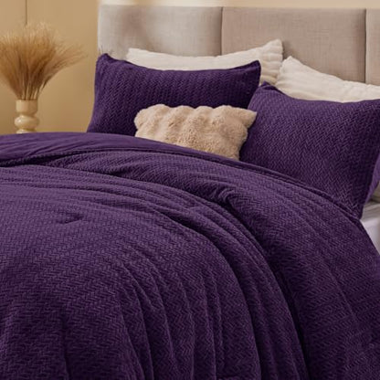 ChiXpace Fleece Queen Comforter Set Purple, Fluffy Flannel Bed Set 3 Pieces
