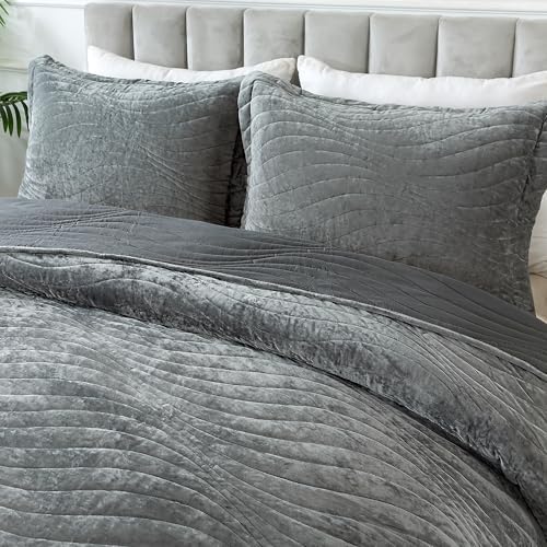 HoneiLife Velvet Quilt Sets King - Lightweight Bedspreads 3-Pieces, Stripe Coverlets Rustic Bed Cover King Quilt Bedding Sets for All Season Use, Grey