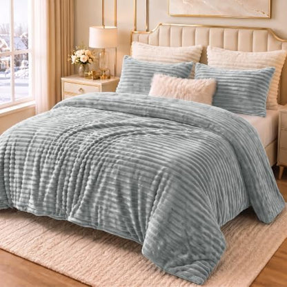 CozyLux Fleece Queen Comforter Set, 3 Piece Winter Warm Light Grey Bedding