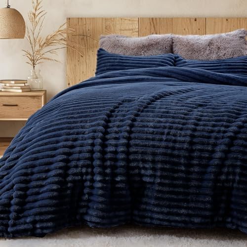 Sasttie Fluffy Queen Comforter Set, 3 PC Soft Fleece Bedding, Marine Blue