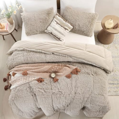 Smoofy Fluffy Queen Comforter Set, Oatmeal Faux Fur Comforter Set 3 Pieces