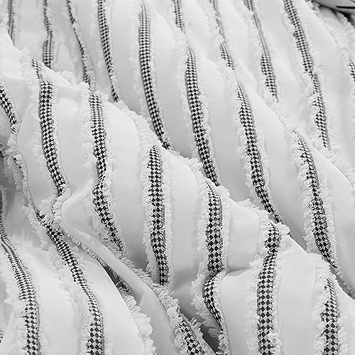 HOMBYS Oversized King Boho Comforter Set 120x98, Black White Tufted Jacquard Geometry Bedding Comforter for King Bed, Shabby Chic Bed Sets with 2 Matching Pillow Cases