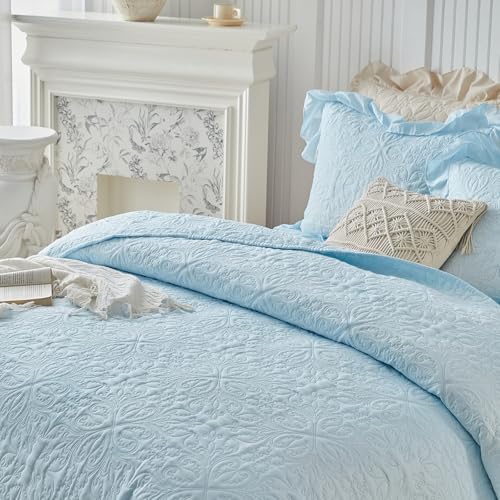 Ruffles Quilt Set Queen Size 96 * 96in - 3 Pieces Solid Shabby Chic Farmhouse Ruffled Bedding Rustic Coverlet Lightweight Fluffy Summer Oversized Bedspread with Shams for Women Men Light Blue