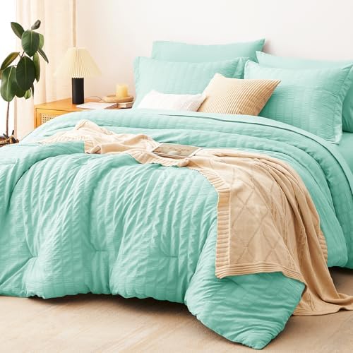 CozyLux Full Size Comforter Set 7 Pieces Mint Green Seersucker Bed in a Bag