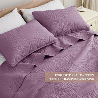 Exclusivo Mezcla 3-Piece Lightweight California King Quilt Bedding Set