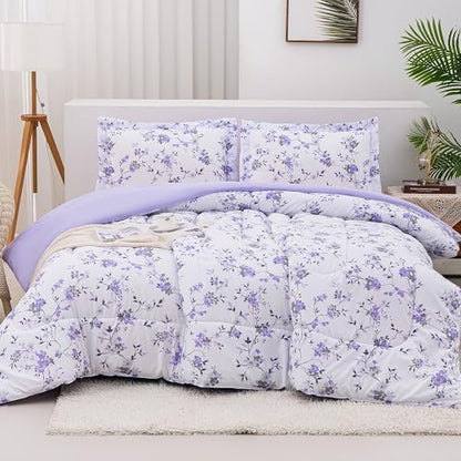 Mooreeke Floral Full Size Comforter Sets, Lightweight Purple Lavender Botanical Printed Bedding for All Seasons, 3-Piece Vintage Bed in a Bag with Fluffy Quilted Reversible Comforter & 2 Pillow Shams