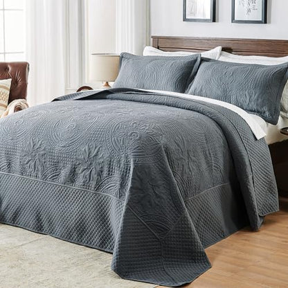 Qucover King Size Bedspread Oversized, 3 Piece Oversized King Bedspread 128x120, All Season Lightweight California King Quilt Set, intage Persian Pattern, with 2 Shams, Dark Grey