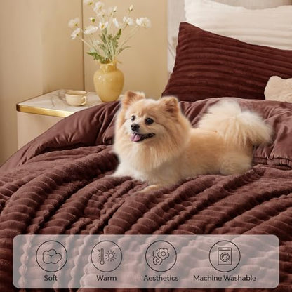 BEDELITE Fleece King Comforter Set, Fluffy Bed Set, Hot Chotolate