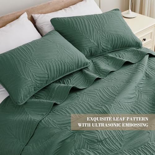 Exclusivo Mezcla Lightweight King Quilt Bedding Set, Soft Microfiber