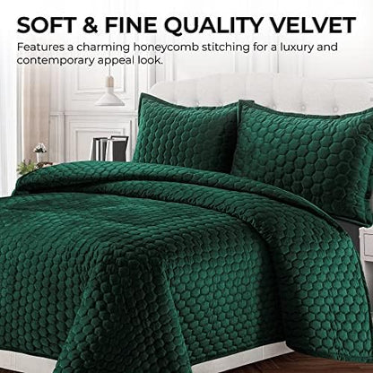 Tribeca Living Lugano Oversized Velvet Quilt Set - All Season, Extra Large, 2 Piece Twin Size Comforter Set with 1 Pillow Sham in Teal Honeycomb Pattern 260GSM