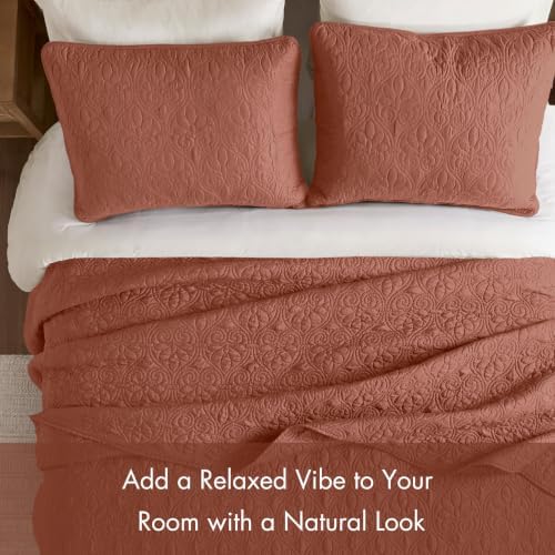 Madison Park King Quilt Bedding Set, Cottage-Inspired Damask, 3PC