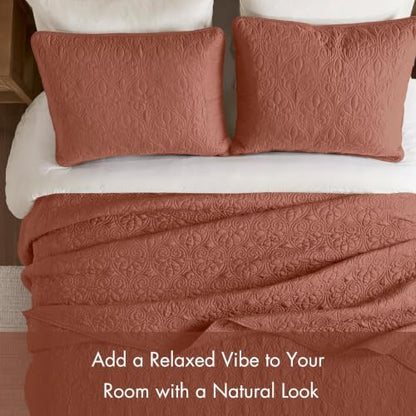 Madison Park King Quilt Bedding Set, Cottage-Inspired Damask, 3PC