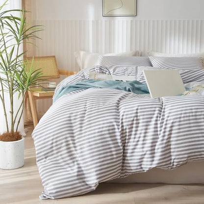 mixinni Striped Comforter Set Full Size - Grey White Stripes Pattern Bedding Set for Women and Men, 3 Pieces Lightweight Bed Sets for All Seasons (1 Soft Fluffy Comforter + 2 Pillowcases)