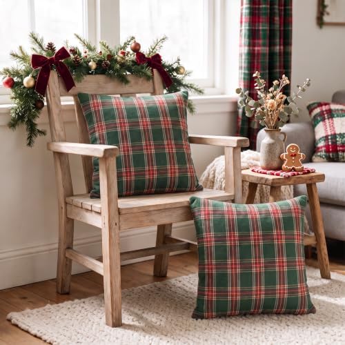 AVOIN colorlife Christmas Green Red Plaid Decorative Throw Pillow Covers, 18 x 18 Inch Holiday Scottish Tartan Cushion Case Farmhouse Decoration for Sofa Couch Set of 2