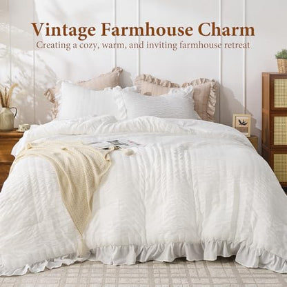 JOLLYVOGUE White Comforters Queen Size, 3 Pieces Ruffle Seersucker Queen Comforter Set for All Season, Lightweight Soft Shabby Chic Bedding Sets for Women（1 Comforter, 2 Pillowshams）