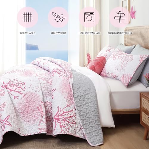 weigelia Coastal Quilt Queen Size, Pink Coral Lightweight Summer Bedding