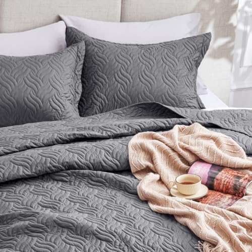Love's cabin Full Quilt Set, Lightweight Bedspread Comforter, Dark Grey