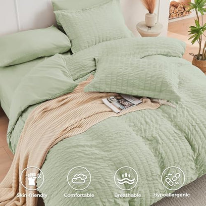 HYMOKEGE Light Green King Size Comforter Set Seersucker 7 Pieces, All Season Luxury Bed in a Bag for Bedroom, Bedding Set with Comforters, Sheets, Pillowcases & Shams