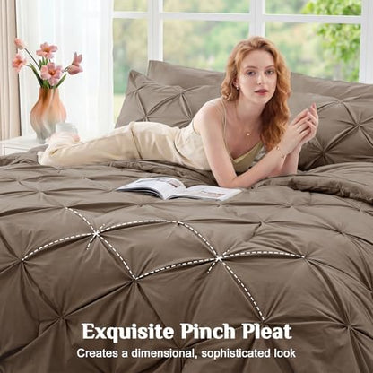 JOLLYVOGUE Queen Comforter Set 7 Pieces - Bed in a Bag Queen for All Season, Pintuck Bedding Comforter Sets with Comforter, Flat Sheet, Fitted Sheet and Pillowcases & Shams, Brown