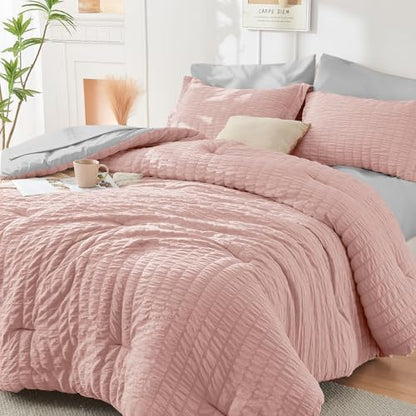 HYMOKEGE Rose Gold/Light Grey King Size Comforter Set Seersucker 7 Pieces, All Season Luxury Bed in a Bag for Bedroom, Bedding Set with Comforter, Sheets, Pillowcases & Shams