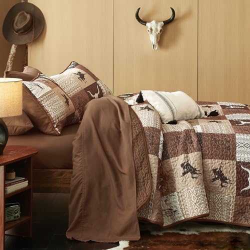 Wake In Cloud - Western Quilt Set, Southwestern Aztec Country Horse Cowboy Rustic Ranch Pattern Printed, Reversible Lightweight Bedspread Coverlet, 3 Pieces, Tan Brown, King Size