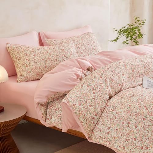 Wake In Cloud - Floral Comforter Set, Cute Vintage Flower Cottagecore Aesthetic for Women Teen Girls, Soft Lightweight Dorm Bedding, 3 Pieces, Cream Pink, Twin/Twin XL Size