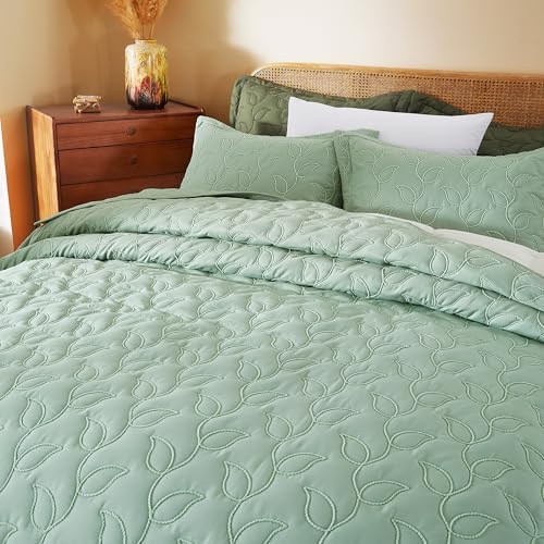 EVENHUG Quilt King Size Bedding Set with Pillow Sham Lightweight Bedspreads Coverlet Soft Reversible Bed Cover for All Season 3 Piece