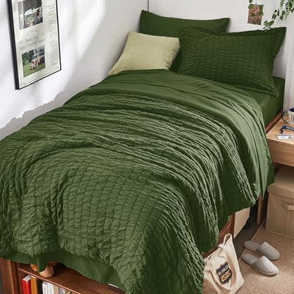 HYMOKEGE Olive Green Twin XL Comforter Set Seersucker 5 Pieces, All Season Luxury Bed in a Bag for Bedroom, Bedding Set with Comforter, Sheets, Pillowcase & Sham