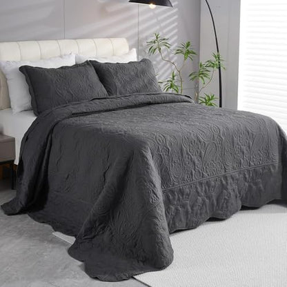 EVENHUG Oversized King Bedspreads California King Quilt Set with Pillow Shams Extra Wide Large King Size Quilts Lightweight Coverlet Bedding Sets Dark Grey 120"x120"
