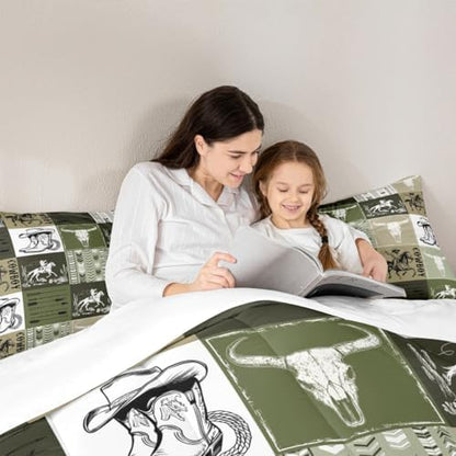 Manfei Cowboy Comforter Set Twin Size, Bull Skull Horse Arrow Quilt Set with 1 Pillowcase, Army Green Lattice Patchwork Bedding Set 2pcs for Kids Boys Bedroom Decor Western Duvet Insert