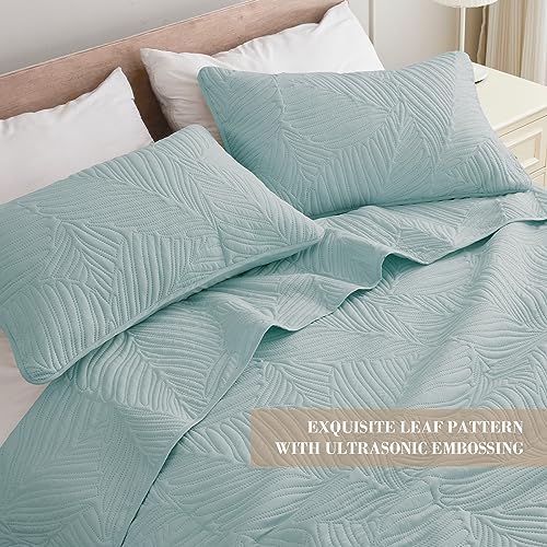 Exclusivo Mezcla Lightweight King Quilt Bedding Set, Soft Microfiber