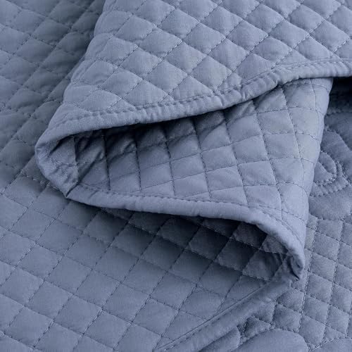 EVENHUG Oversized King Bedspreads California King Quilt Set with Pillow Shams Extra Wide Large King Size Quilts Lightweight Coverlet Bedding Sets Blue 120"x128"