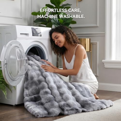 Smoofy Fluffy Faux Rabbit Fur Bubble Comforter California King-Tie Dye Grey