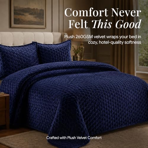 Tribeca Living Lugano Oversized Velvet Quilt Set - All Season, Extra Large, 3 Piece Queen Size Comforter Set with 2 Pillow Shams in Indigo Honeycomb Pattern 260GSM