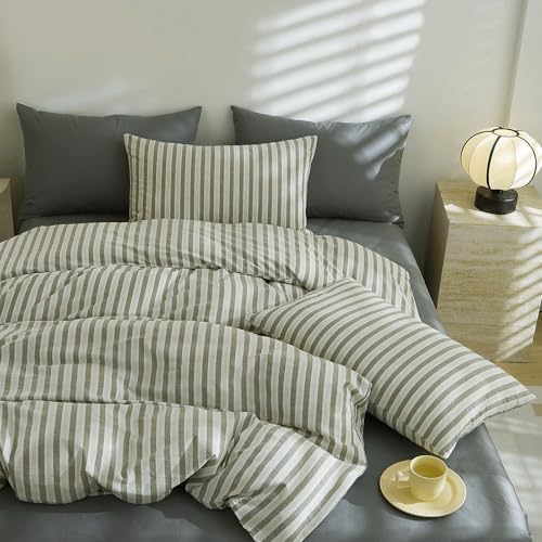 LifeTB Grey Striped Comforter Set Queen, Vintage White Grey Stripes Pattern Printed Bedding Set, Lightweight 3 Pieces Bedding Comforter with 2 Pillowcases, Farmhouse Striped Queen Comforter Set