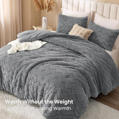 Love's cabin Fleece King Comforter Set, Fluffy Reversible Bedding, Grey