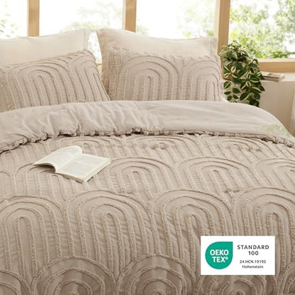 Bedsure Boho Tufted Khaki Comforter Set Queen Size, GentleSoft™ 3 Pieces Boho Farmhouse-Style Decor Bedding, Arch Bedding for All Seasons, 1 Bed Comforter, 2 Pillow Shams, 90x90 Inches